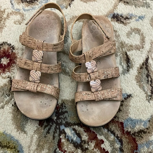 Vionic Amber-Gold Cork Sandals Size 7 - Picture 1 of 8